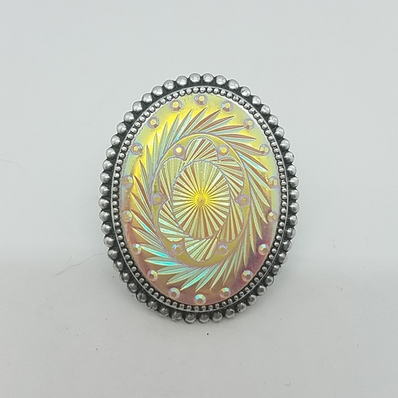 GASOLINE GLAMOUR Jewelry - Opal resin cocktail ring sample GASOLINE GLAMOUR Jewelry - Opal resin cocktail ring sample